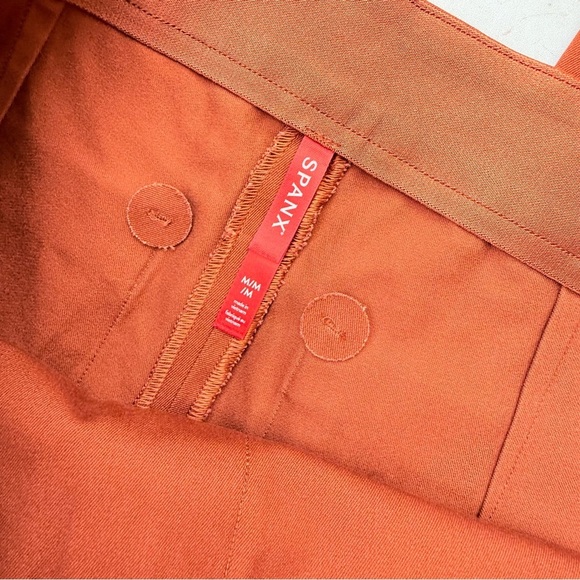 Spanx Size M On-The-Go Ankle Slim Straight Pants in Bronze Glow NEW! - Picture 10 of 11